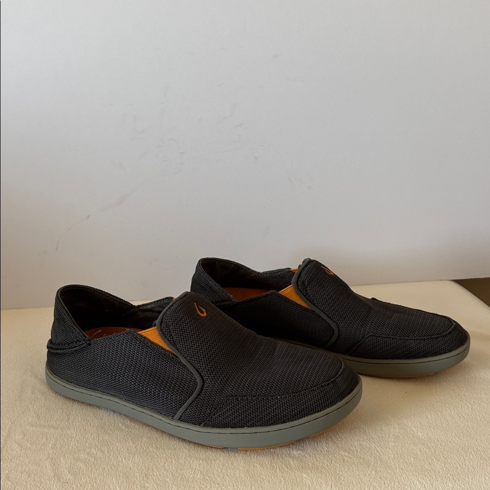 OluKai Black Knit Slip-On Loafers with Gray Soles